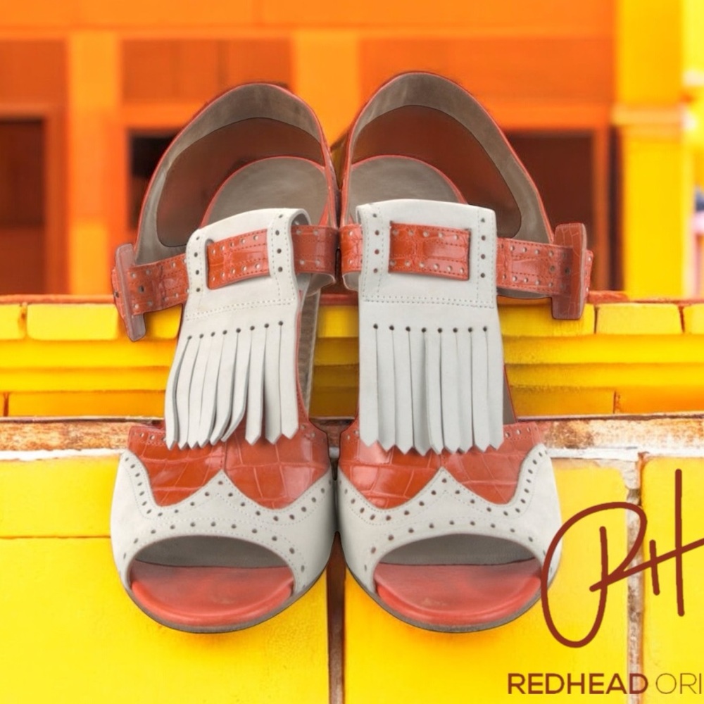 EUC authentic Hermes Oxford cut out sling backs 

“One of one. Will not relist.”